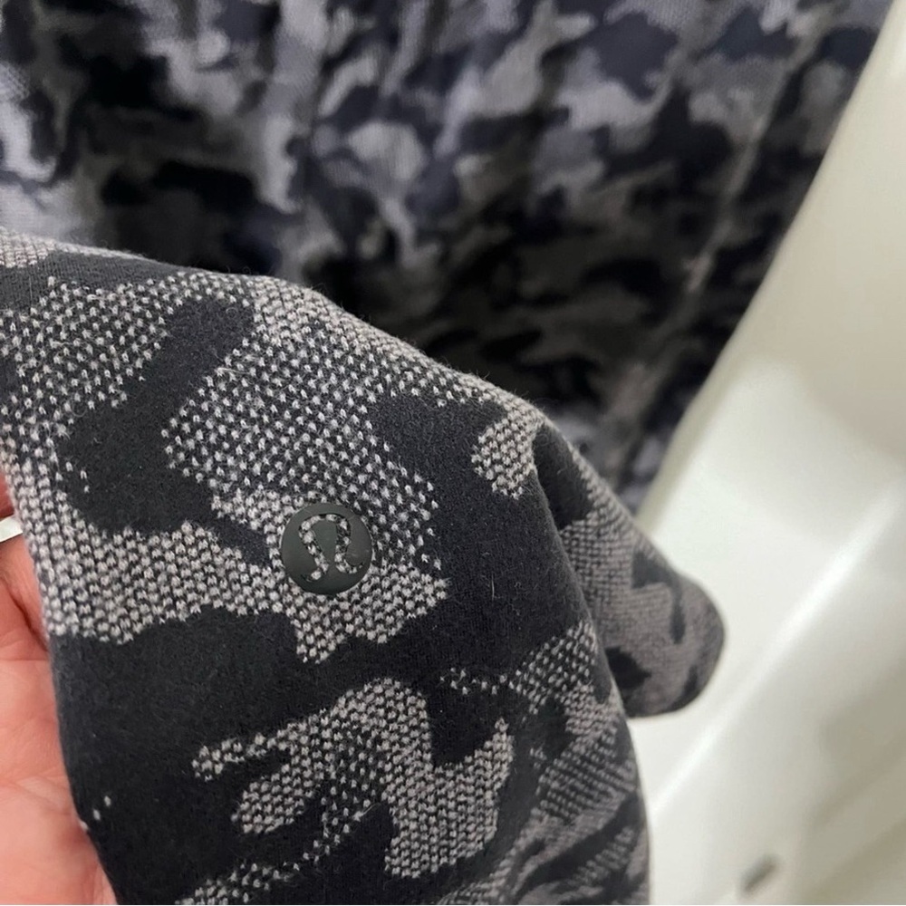 Lululemon Ready to Rulu Jogger Sz 4 Heritage Camo Jaquard - Picture 7 of 7